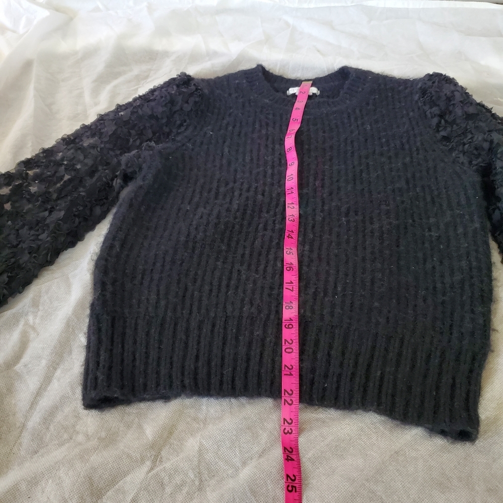 Sweater - Picture 4 of 9